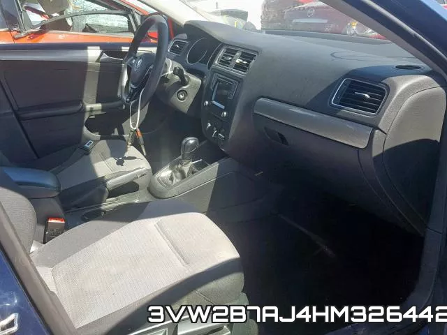 3VW2B7AJ4HM326442_5.webp