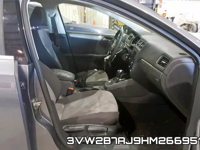 3VW2B7AJ9HM266951_5.webp