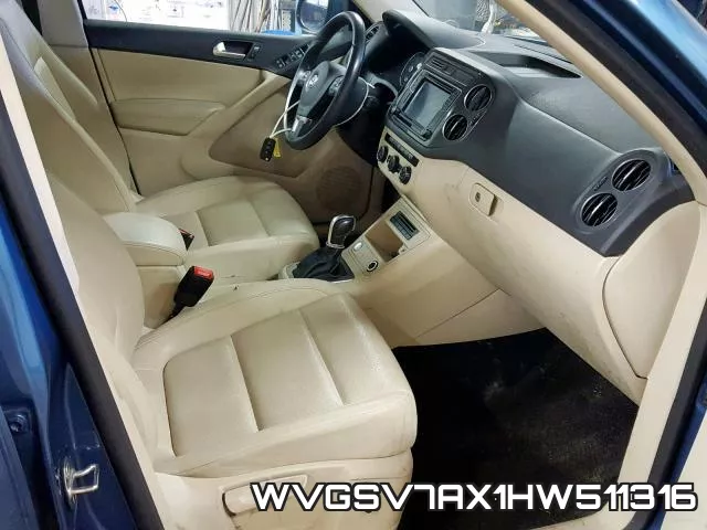 WVGSV7AX1HW511316_5.webp