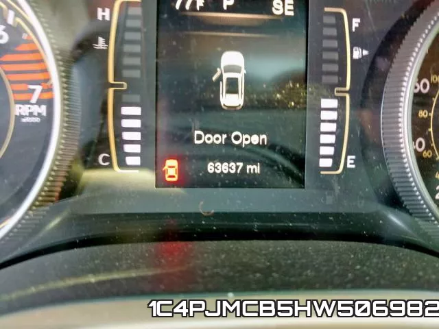 1C4PJMCB5HW506982_8.webp