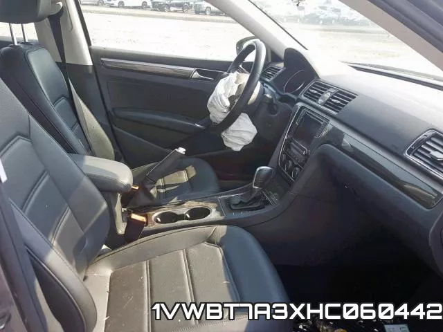 1VWBT7A3XHC060442_5.webp