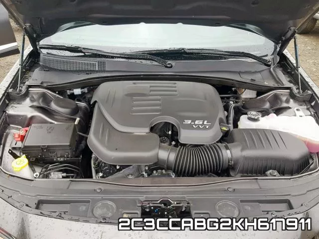 2C3CCABG2KH617911_7.webp