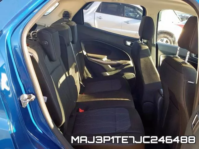 MAJ3P1TE7JC246488_6.webp