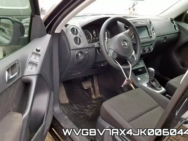 WVGBV7AX4JK006044_9.webp