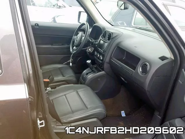 1C4NJRFB2HD209602_5.webp
