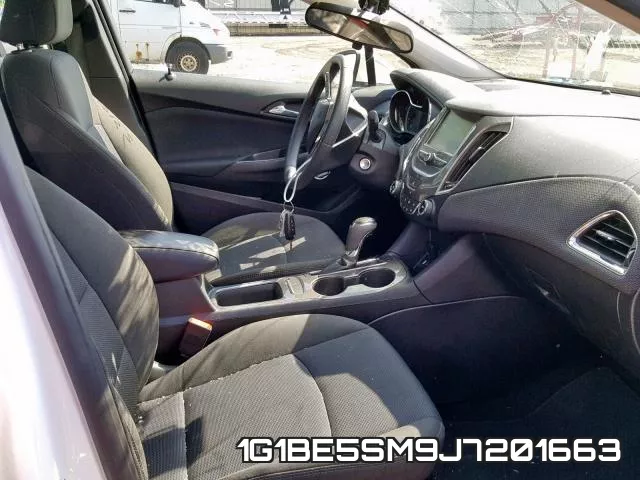 1G1BE5SM9J7201663_5.webp