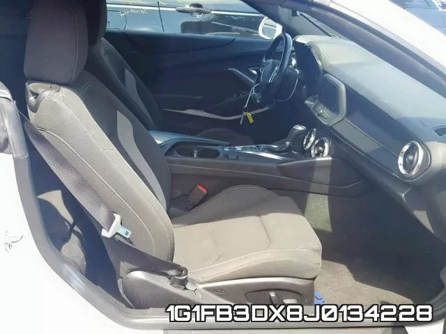 1G1FB3DX8J0134228_5.webp