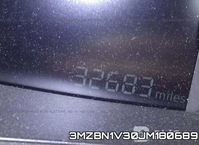 3MZBN1V30JM180689_7.webp
