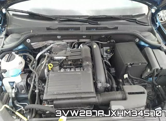 3VW2B7AJXHM345707