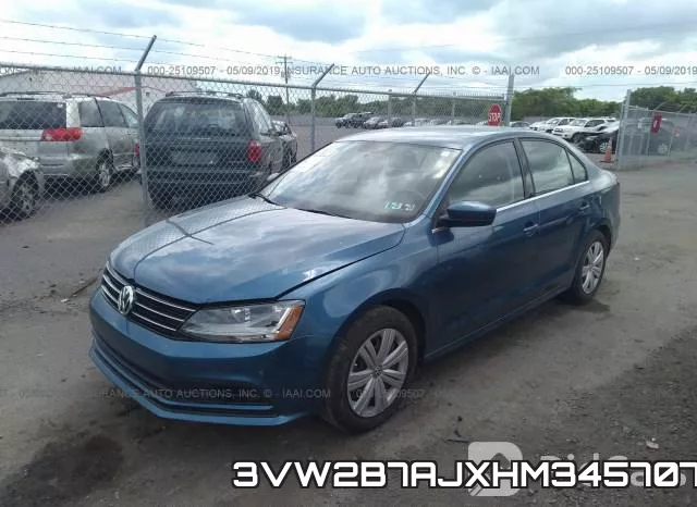 3VW2B7AJXHM345707_2.webp