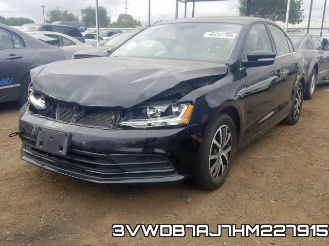 3VWDB7AJ7HM227915_2.webp