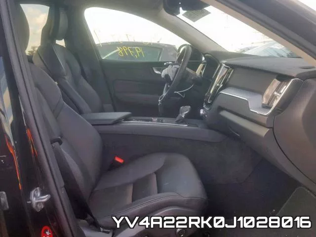 YV4A22RK0J1028016_5.webp
