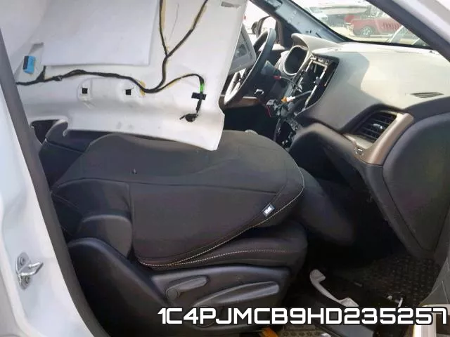 1C4PJMCB9HD235257_5.webp