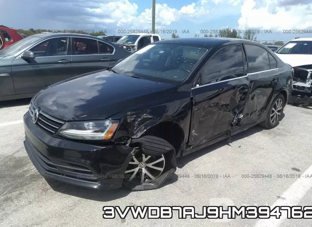 3VWDB7AJ9HM394762_2.webp