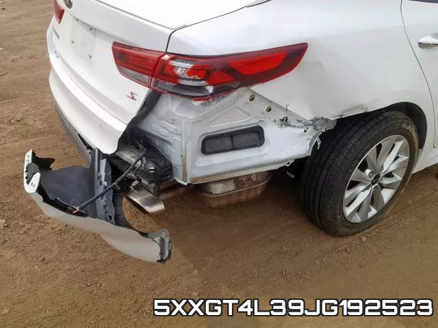 5XXGT4L39JG192523_9.webp