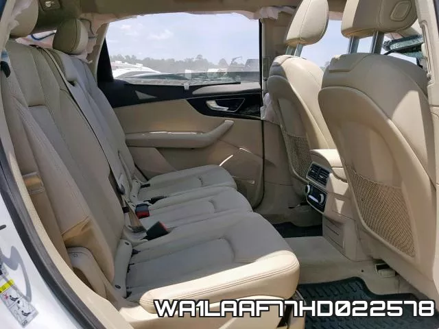 WA1LAAF77HD022578_6.webp