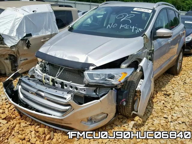 1FMCU0J90HUC06840_2.webp