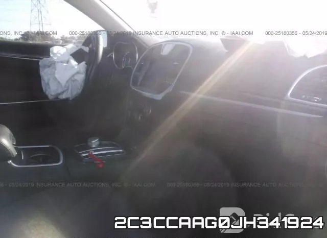 2C3CCAAG0JH341924_5.webp