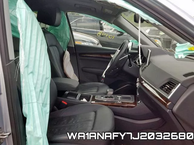 WA1ANAFY7J2032680_5.webp