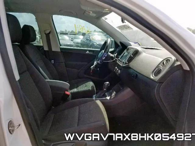 WVGAV7AX8HK054927_5.webp