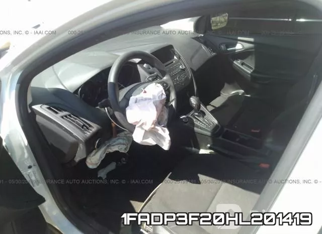 1FADP3F20HL201419_5.webp