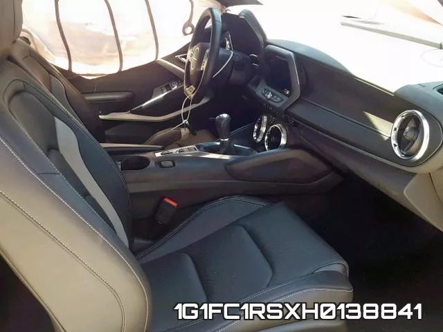 1G1FC1RSXH0138841_5.webp