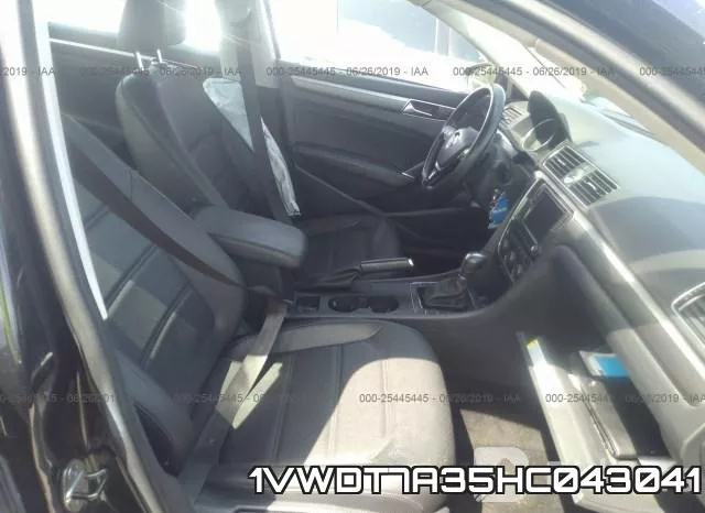 1VWDT7A35HC043041_5.webp