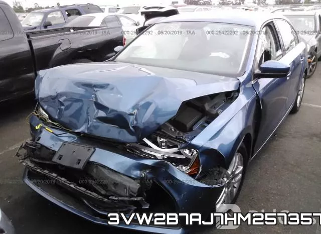 3VW2B7AJ7HM257357_2.webp