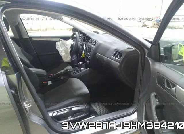 3VW2B7AJ9HM384210_5.webp