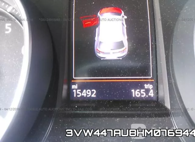 3VW447AU8HM076944_7.webp