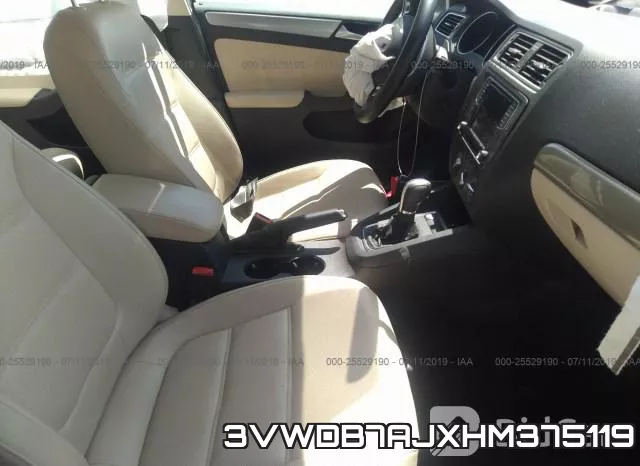 3VWDB7AJXHM375119_5.webp