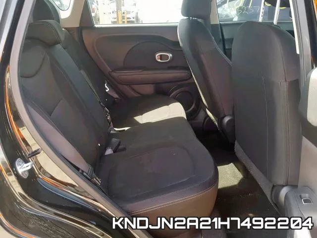KNDJN2A21H7492204_6.webp