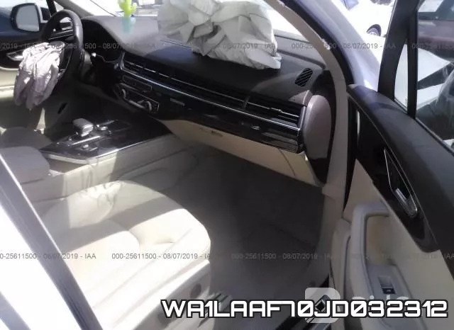 WA1LAAF70JD032312_5.webp