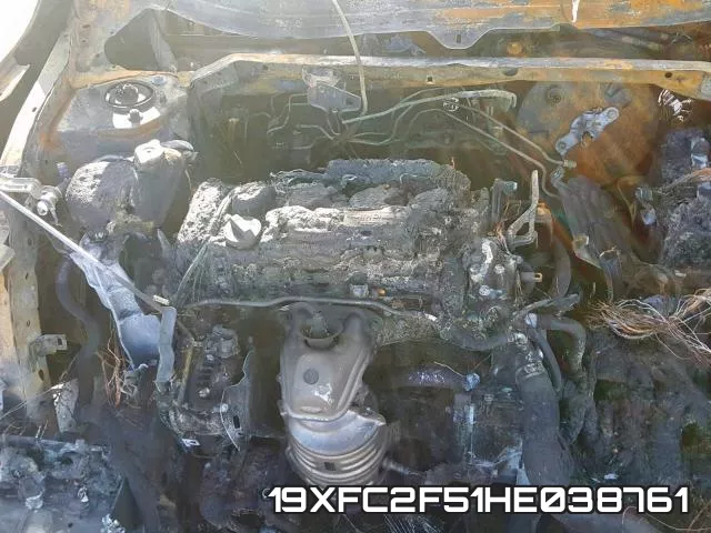 19XFC2F51HE038761_7.webp