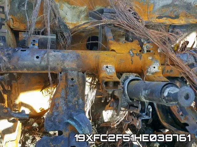19XFC2F51HE038761_8.webp