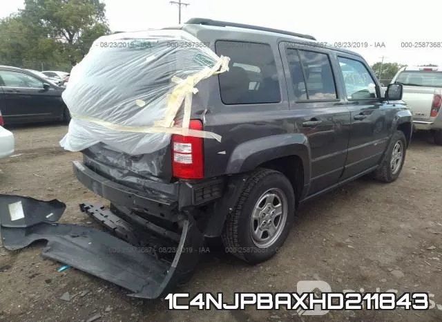 1C4NJPBAXHD211843_4.webp