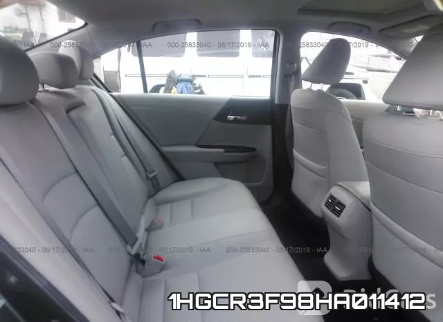 1HGCR3F98HA011412_8.webp