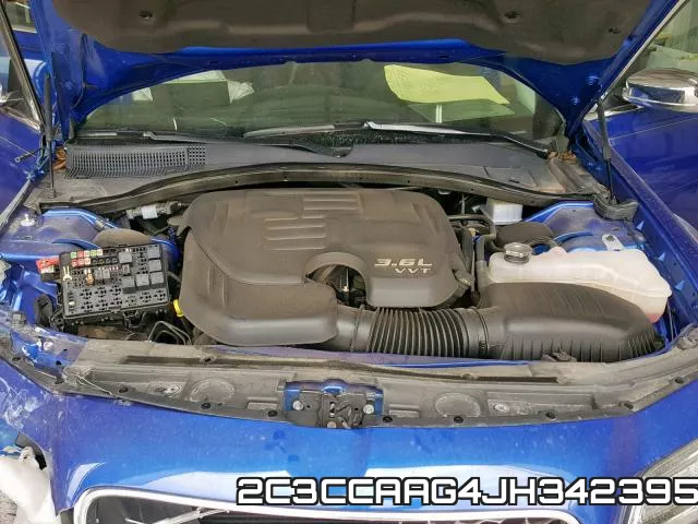2C3CCAAG4JH342395_7.webp