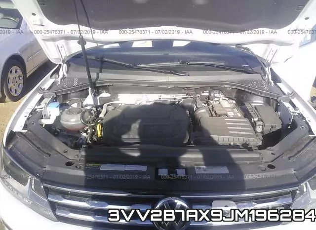3VV2B7AX9JM196284_10.webp