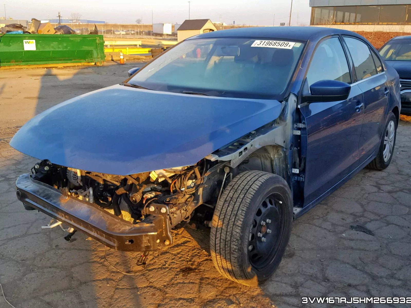 3VW167AJ5HM266932_2.webp