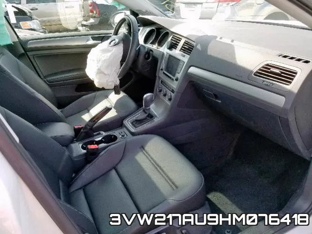 3VW217AU9HM076418_5.webp