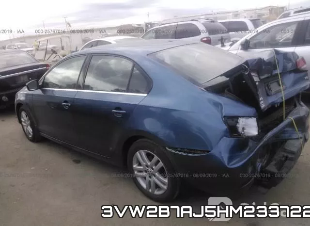 3VW2B7AJ5HM233722_3.webp