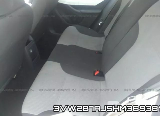 3VW2B7AJ5HM369381_8.webp