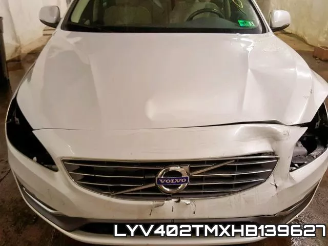 LYV402TMXHB139627