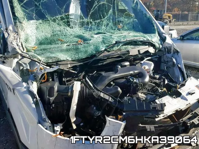 1FTYR2CM6HKA39064_9.webp