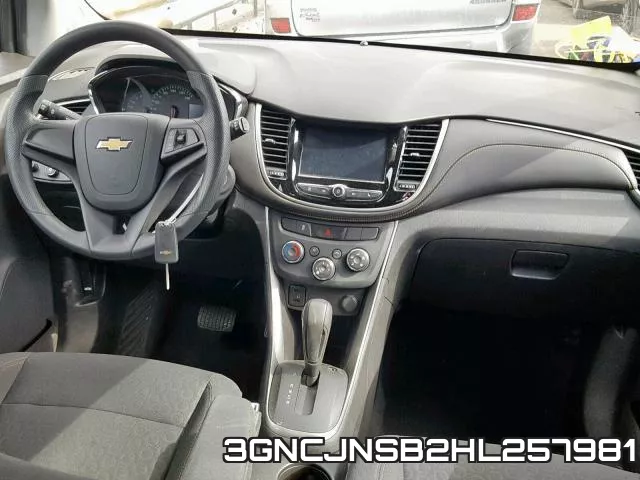3GNCJNSB2HL257981_9.webp