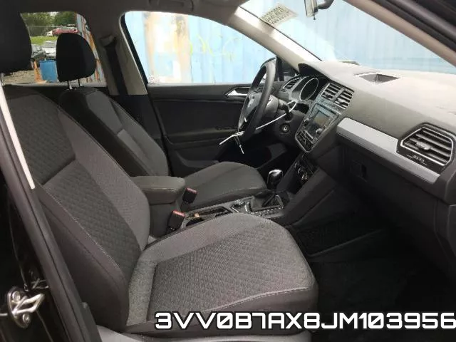 3VV0B7AX8JM103956_5.webp