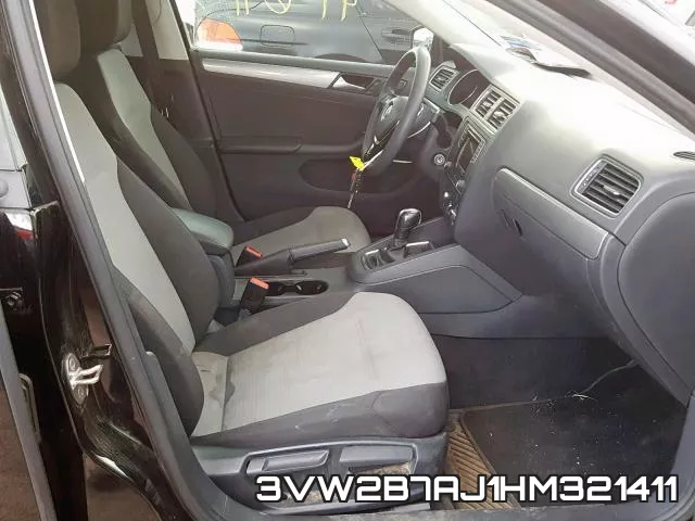 3VW2B7AJ1HM321411_5.webp