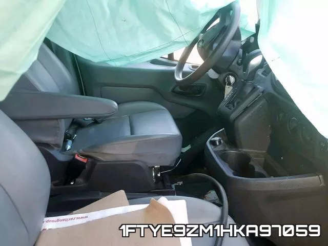 1FTYE9ZM1HKA97059_5.webp