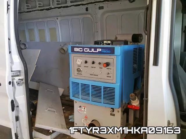 1FTYR3XM1HKA09163_6.webp